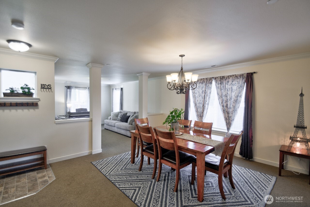 3172 Sheaser Way , Dupont, WA 98327