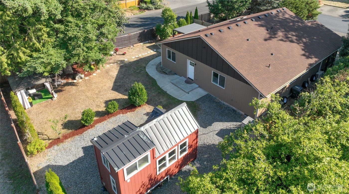 8515 166th Street Ct E, Puyallup, WA 98375