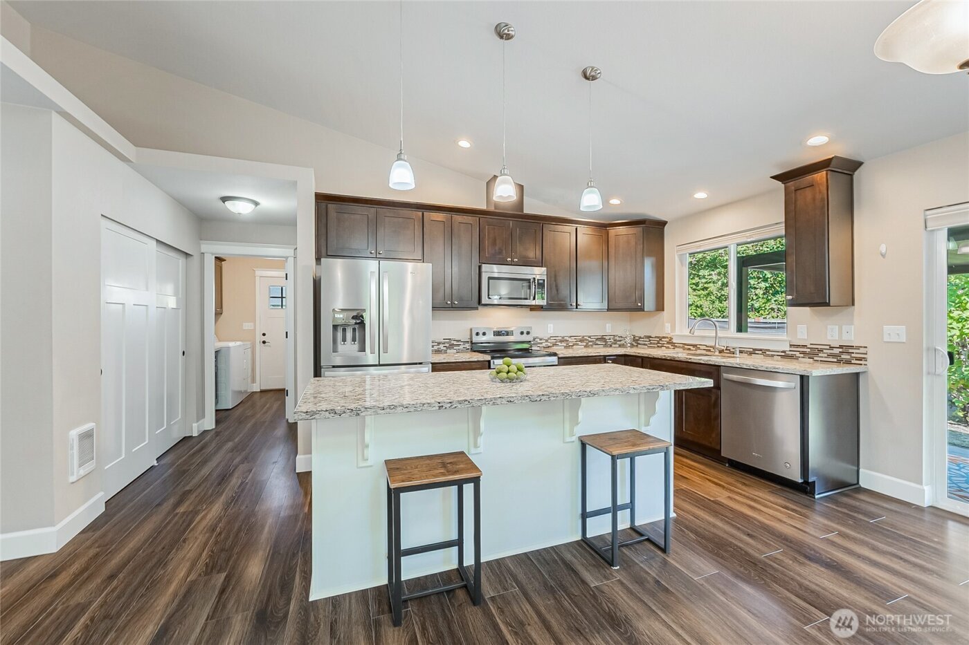 8515 166th Street Ct E, Puyallup, WA 98375