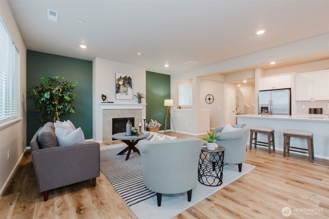 916 Baker Heights Loop , Bremerton, WA 98312