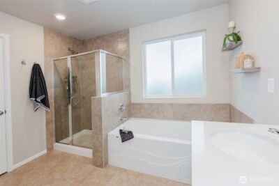 916 Baker Heights Loop , Bremerton, WA 98312 - Photo 24