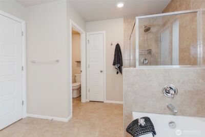 916 Baker Heights Loop , Bremerton, WA 98312 - Photo 25