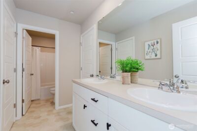 916 Baker Heights Loop , Bremerton, WA 98312 - Photo 30