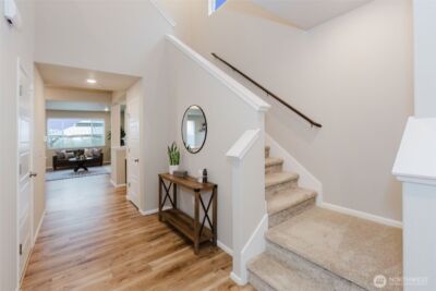916 Baker Heights Loop , Bremerton, WA 98312 - Photo 3