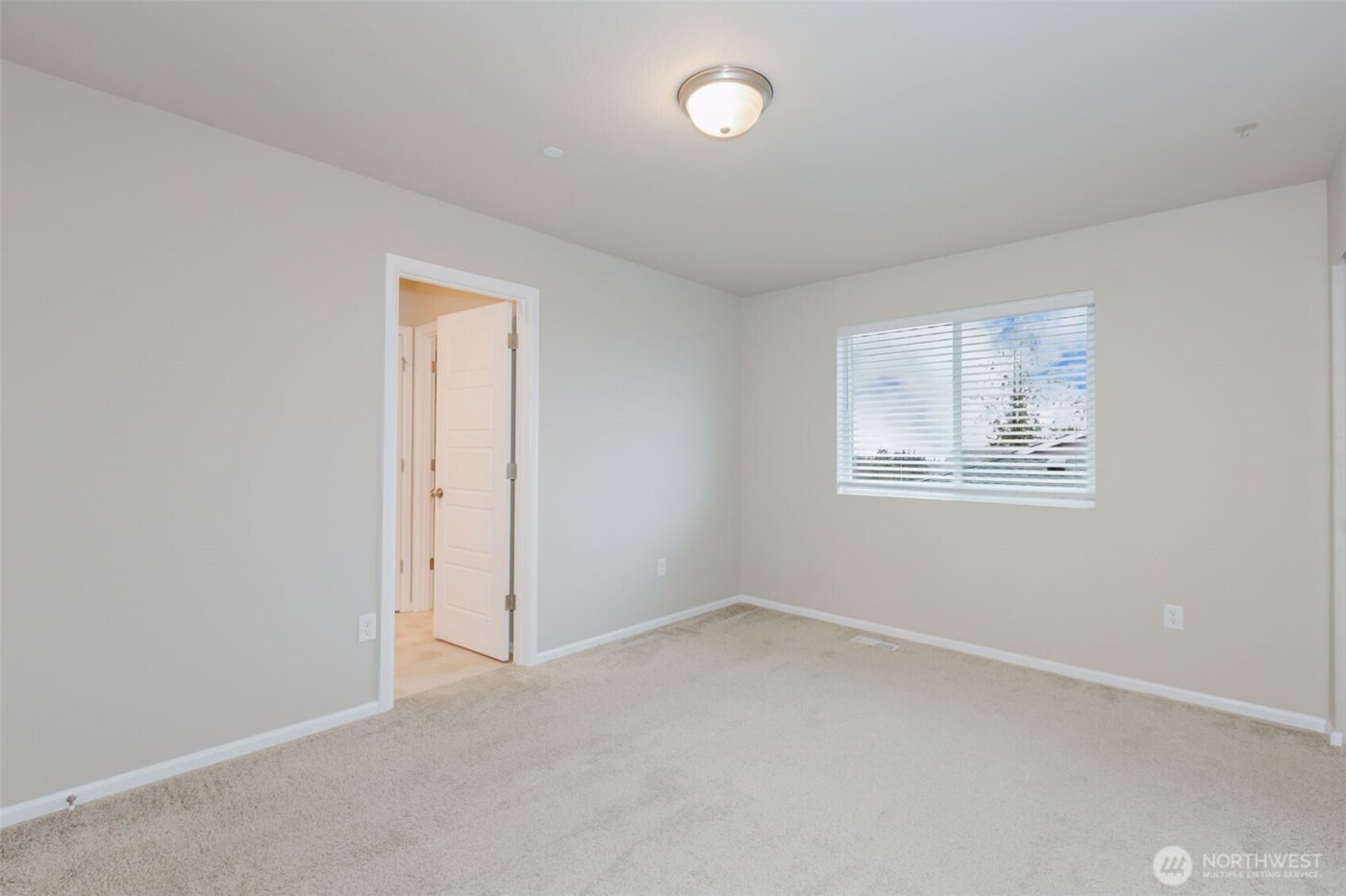 916 Baker Heights Loop , Bremerton, WA 98312