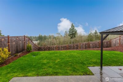 916 Baker Heights Loop , Bremerton, WA 98312 - Photo 40