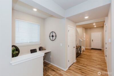 916 Baker Heights Loop , Bremerton, WA 98312 - Photo 4