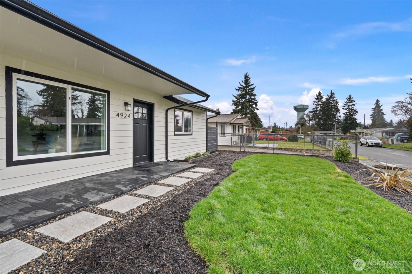 4924 Diamond Blvd , Lakewood, WA 98499