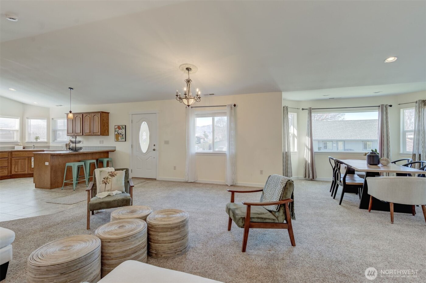 225 N Nile Avenue , East Wenatchee, WA 98802