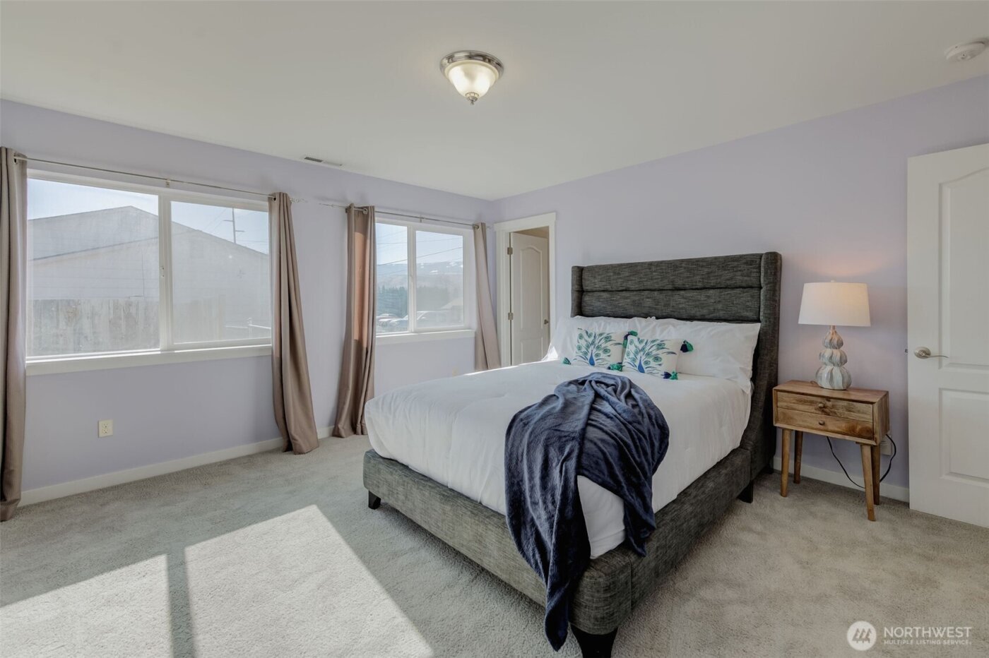 225 N Nile Avenue , East Wenatchee, WA 98802