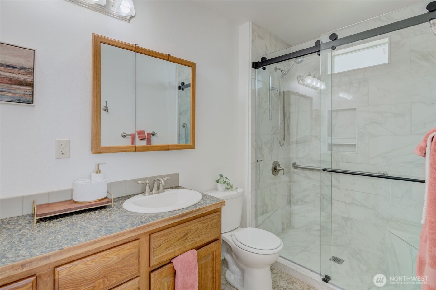 225 N Nile Avenue , East Wenatchee, WA 98802