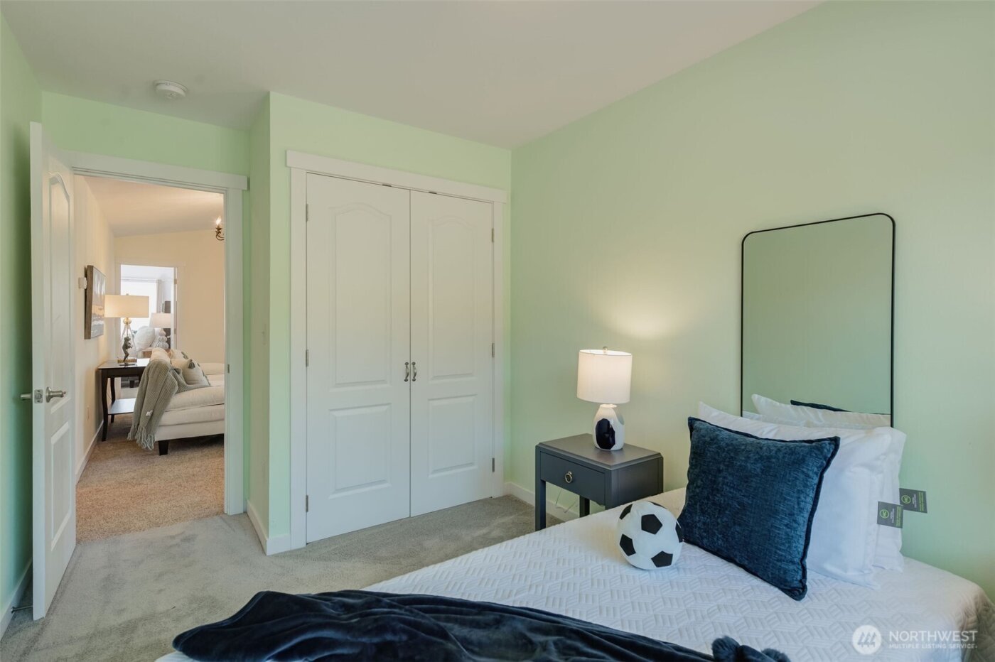 225 N Nile Avenue , East Wenatchee, WA 98802