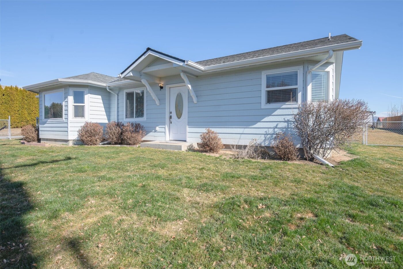 225 N Nile Avenue , East Wenatchee, WA 98802