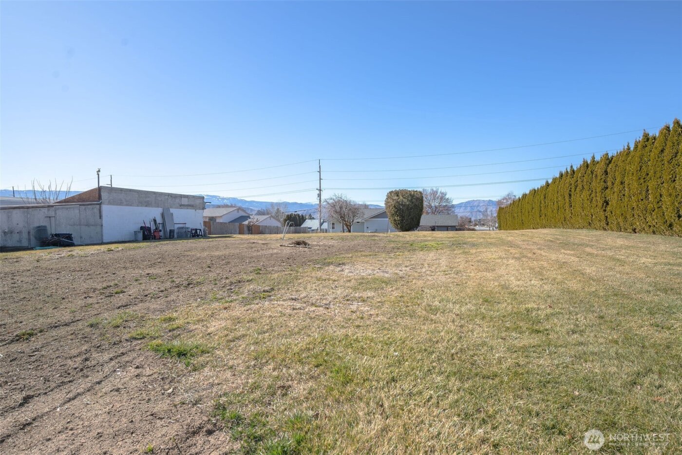 225 N Nile Avenue , East Wenatchee, WA 98802