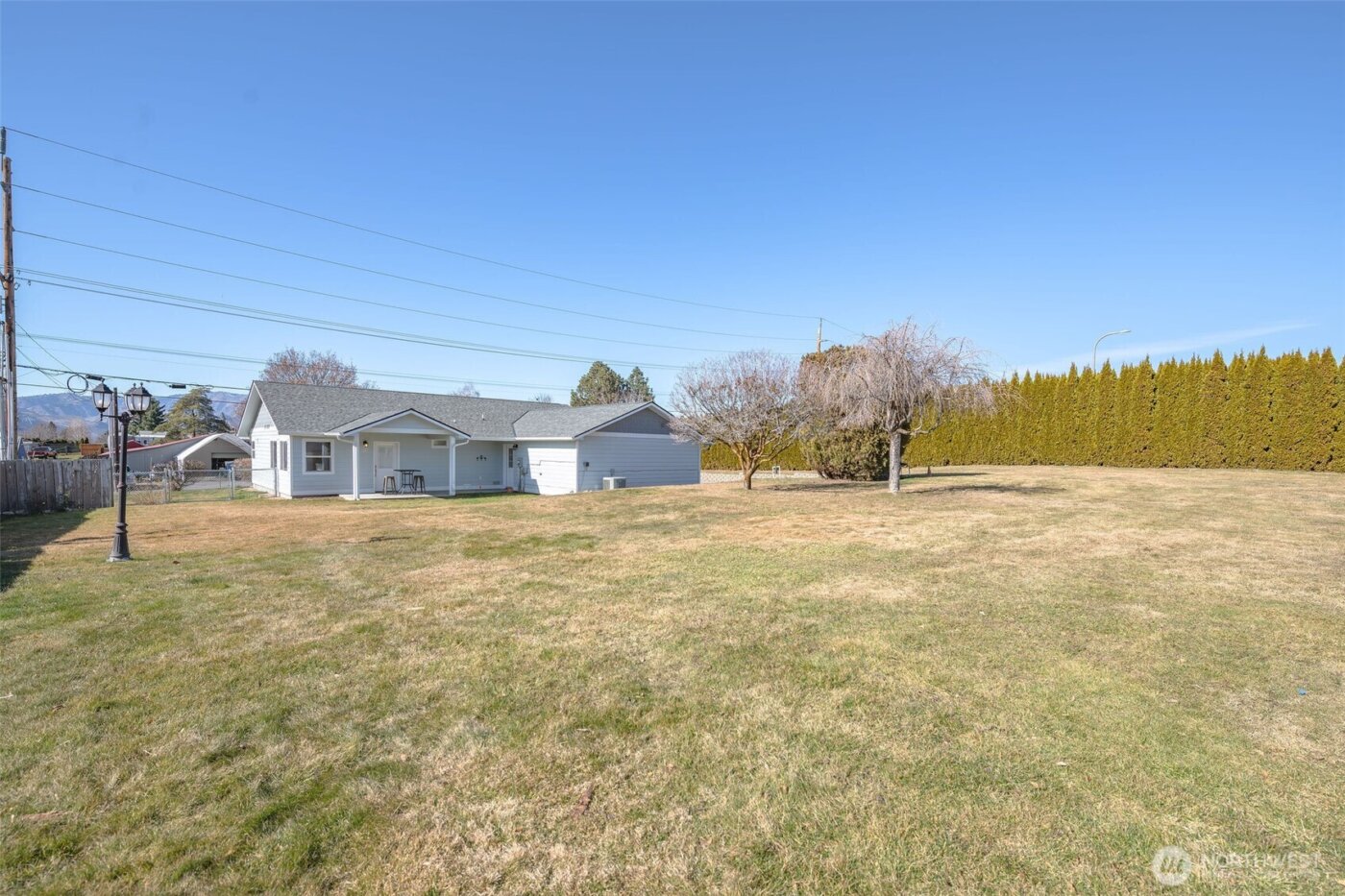 225 N Nile Avenue , East Wenatchee, WA 98802