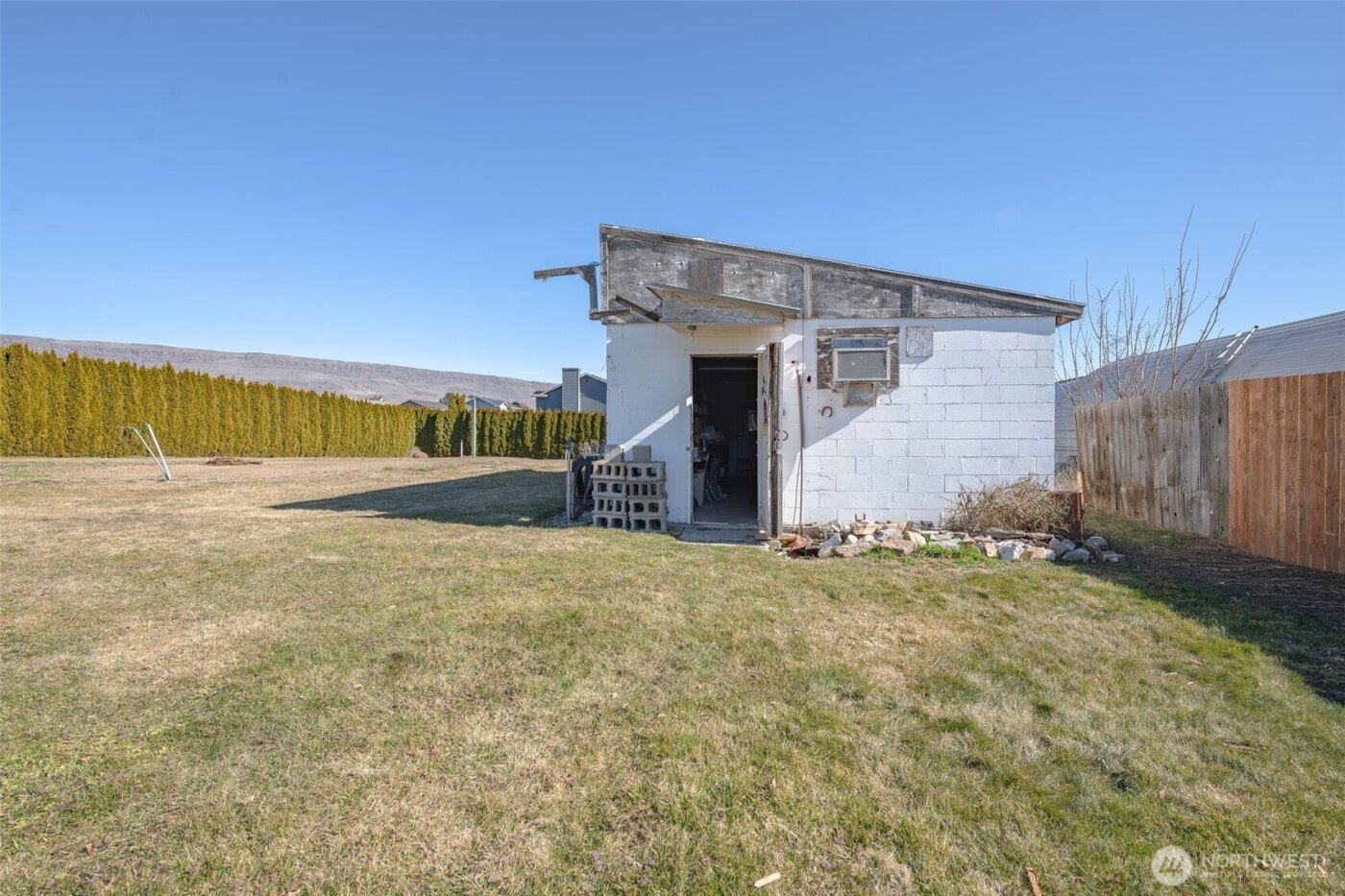 225 N Nile Avenue , East Wenatchee, WA 98802