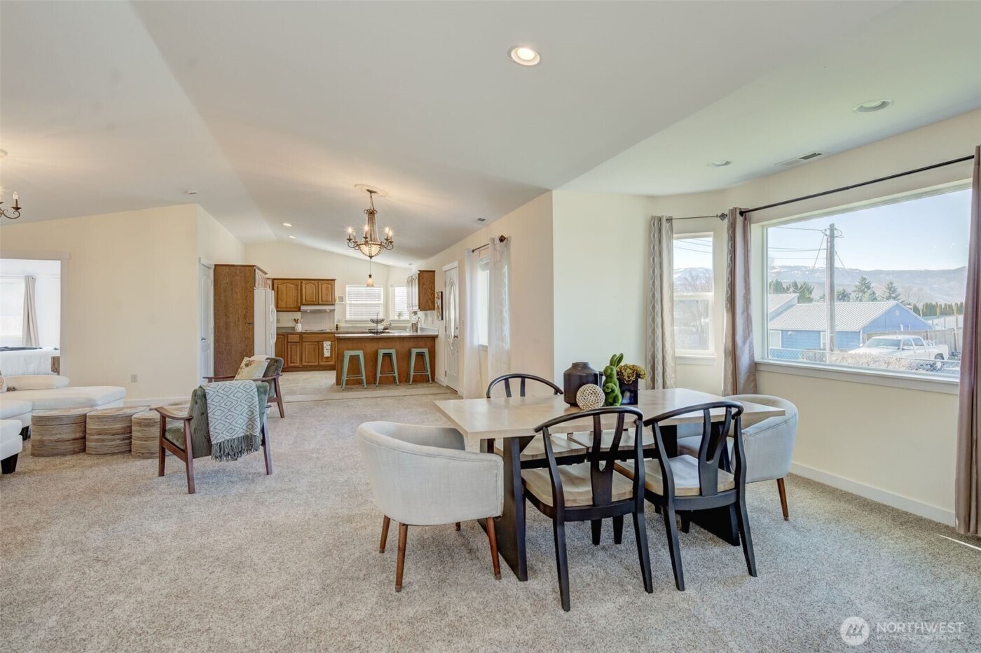 225 N Nile Avenue , East Wenatchee, WA 98802