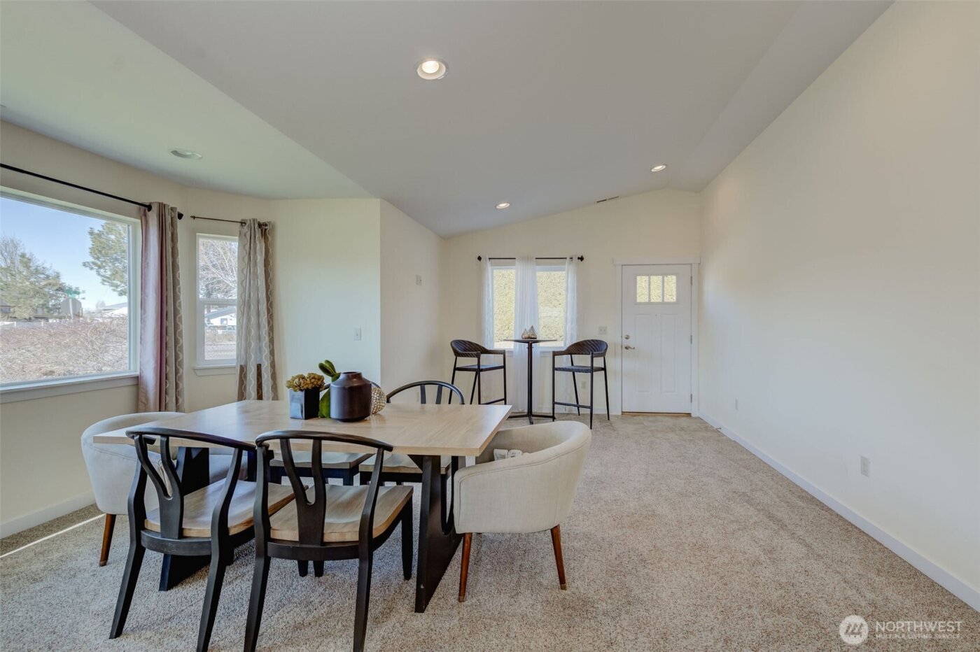 225 N Nile Avenue , East Wenatchee, WA 98802