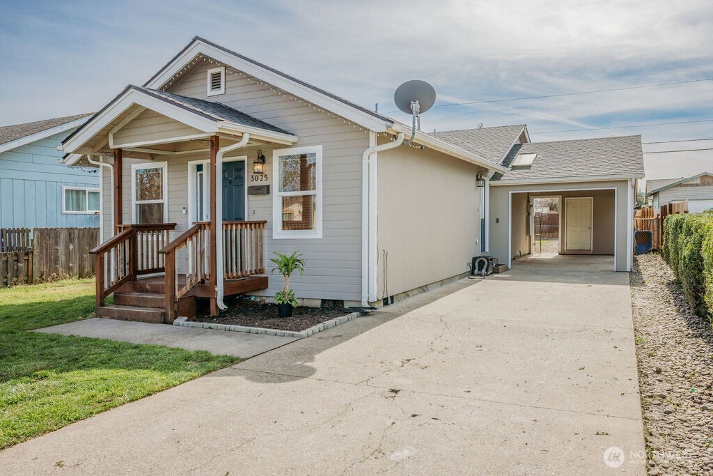 3025 Florida Street , Longview, WA 98632