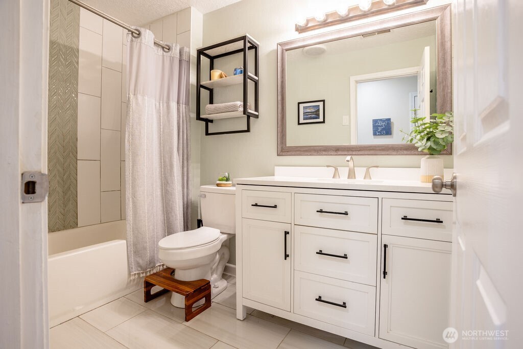 3025 Florida Street , Longview, WA 98632