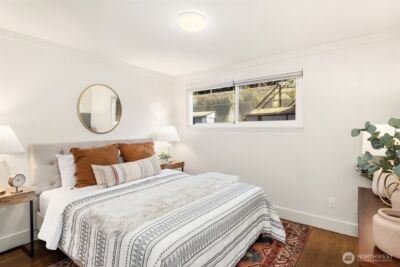 4243 Palatine Avenue N, Seattle, WA 98103 - Photo 15