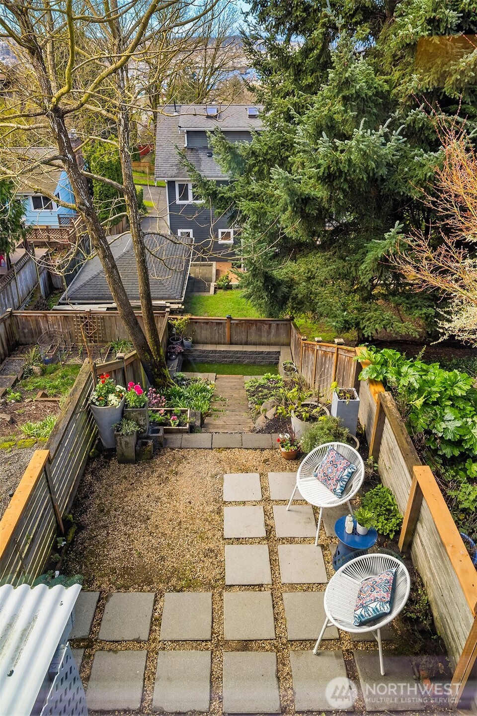 4243 Palatine Avenue N, Seattle, WA 98103