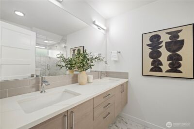 1206 B NW 83rd Street , Seattle, WA 98117 - Photo 17