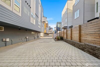 1206 B NW 83rd Street , Seattle, WA 98117 - Photo 25