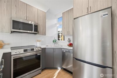 1206 B NW 83rd Street , Seattle, WA 98117 - Photo 7