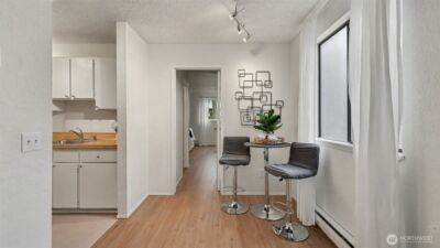 421 Wells Avenue S, Renton, WA 98057 - Photo 21