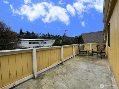 421 Wells Avenue S, Renton, WA 98057 - Photo 27