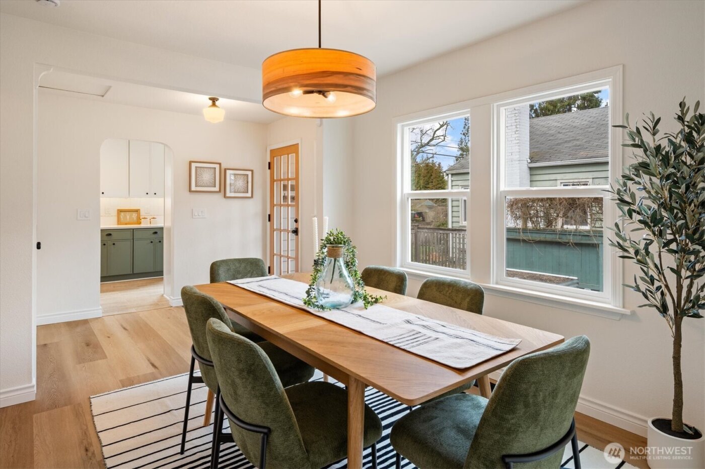 8532 31st Avenue NW, Seattle, WA 98117