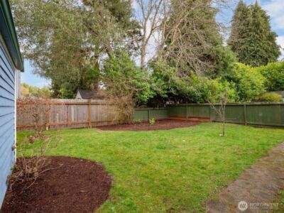 8532 31st Avenue NW, Seattle, WA 98117 - Photo 26