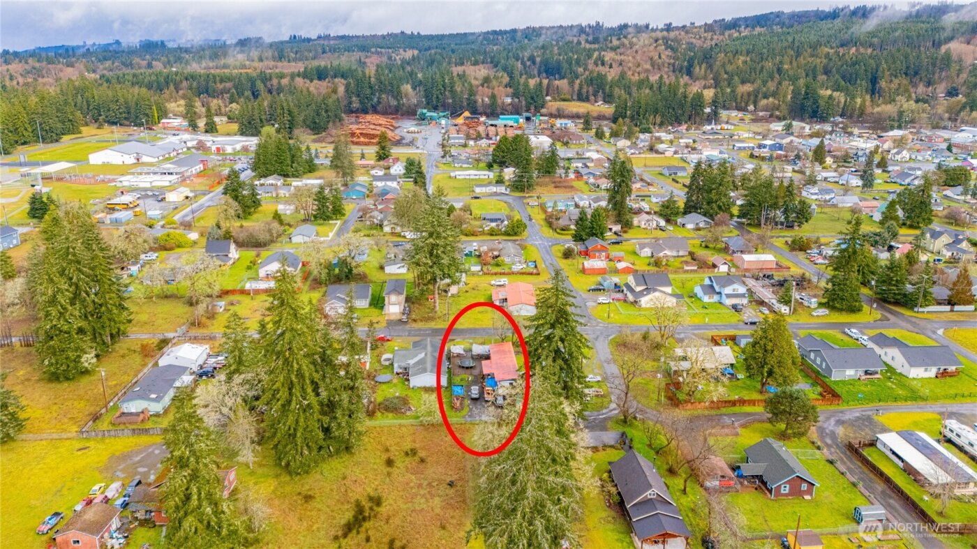 408 W Eagle Avenue , Oakville, WA 98568