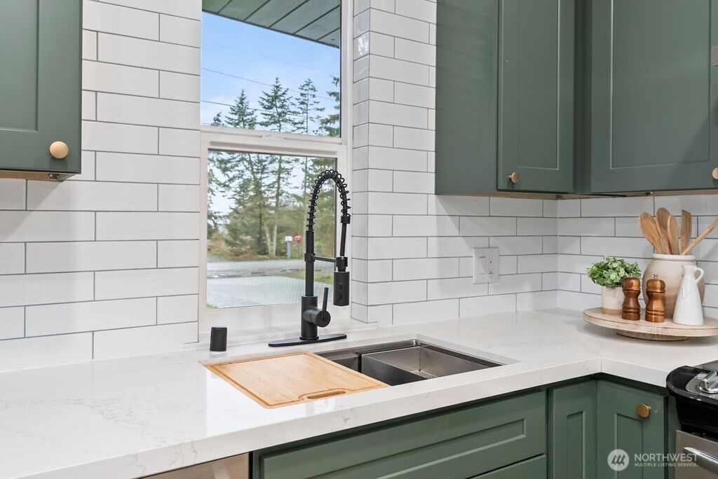 4968 Morgan Drive , Blaine, WA 98230