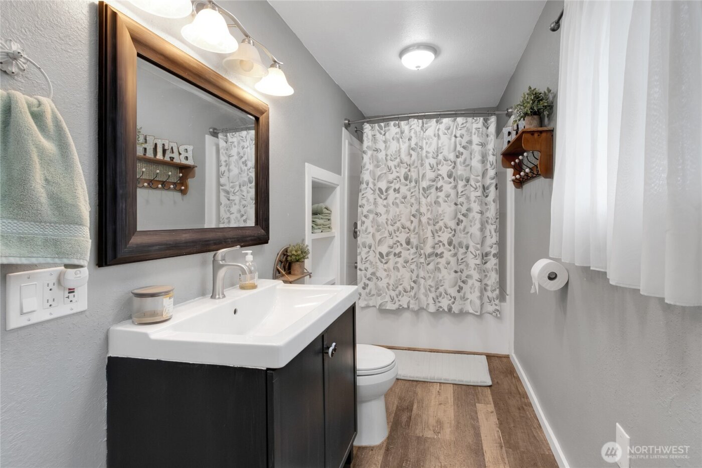 40216 264th Avenue SE, Enumclaw, WA 98022