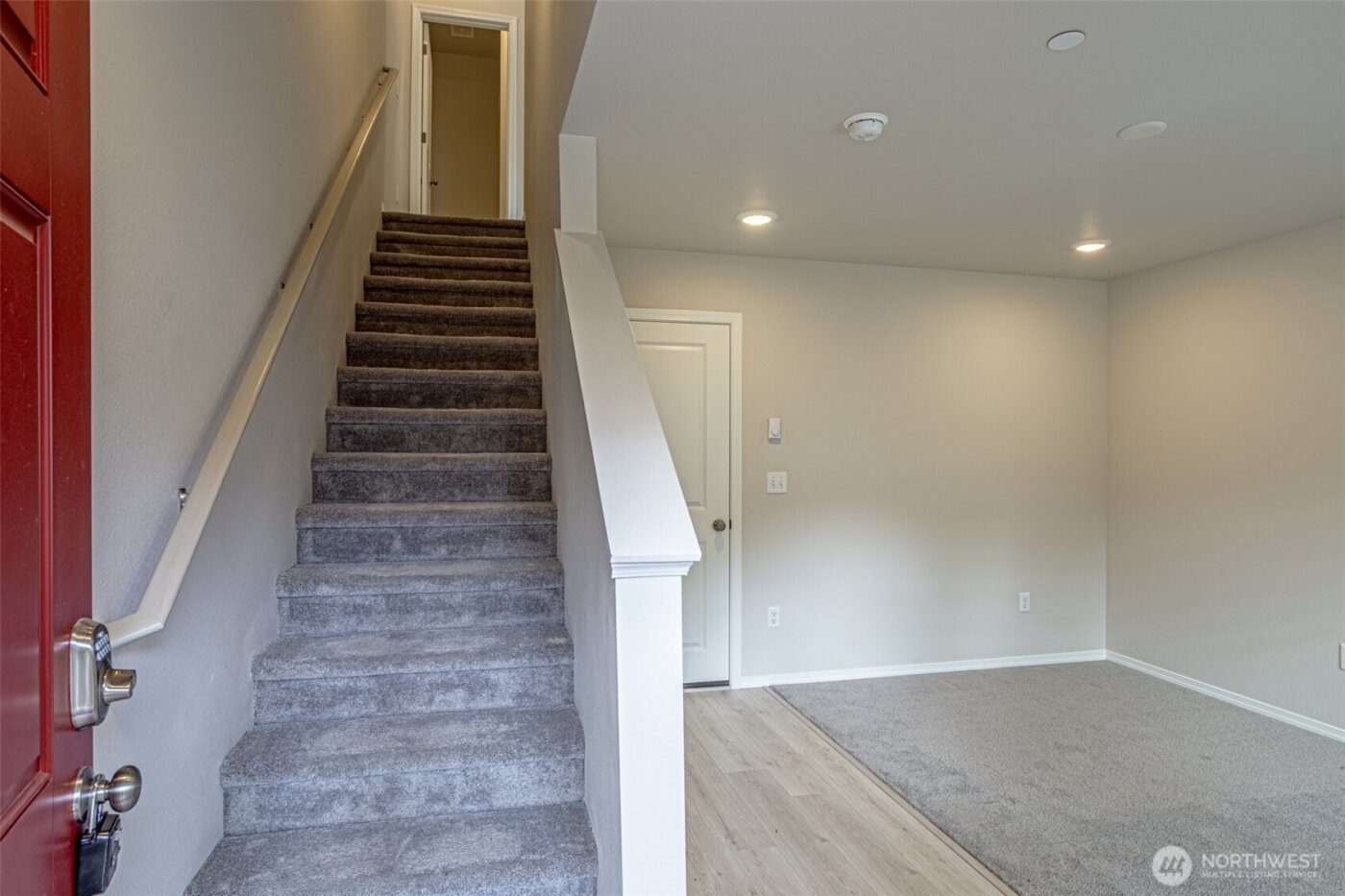 8800 Corona Court NE #D, Lacey, WA 98516