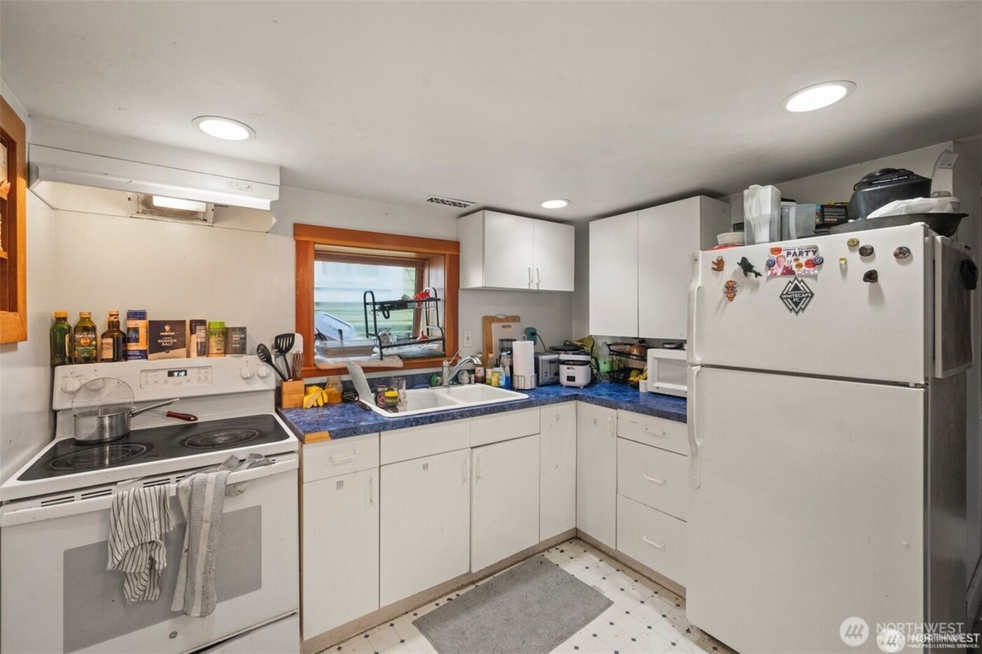 341 NE 51st Street , Seattle, WA 98105