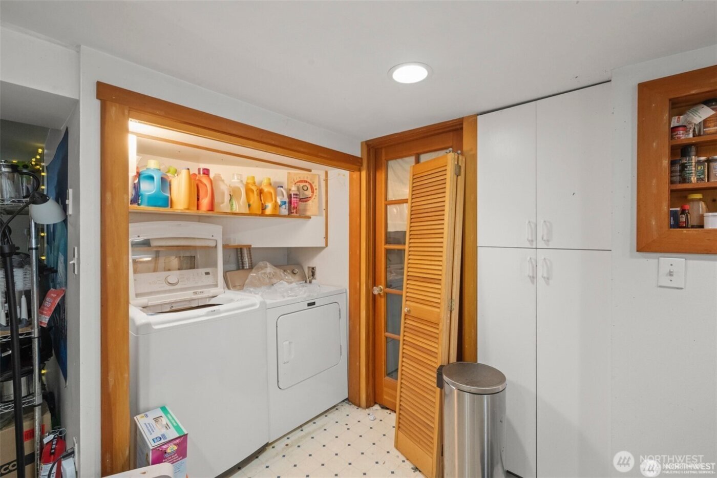 341 NE 51st Street , Seattle, WA 98105