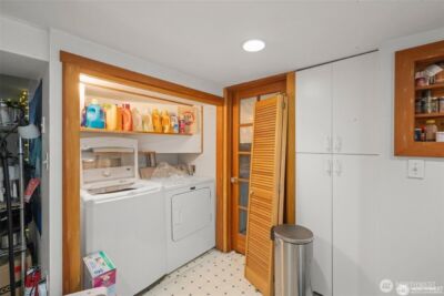 341 NE 51st Street , Seattle, WA 98105 - Photo 17