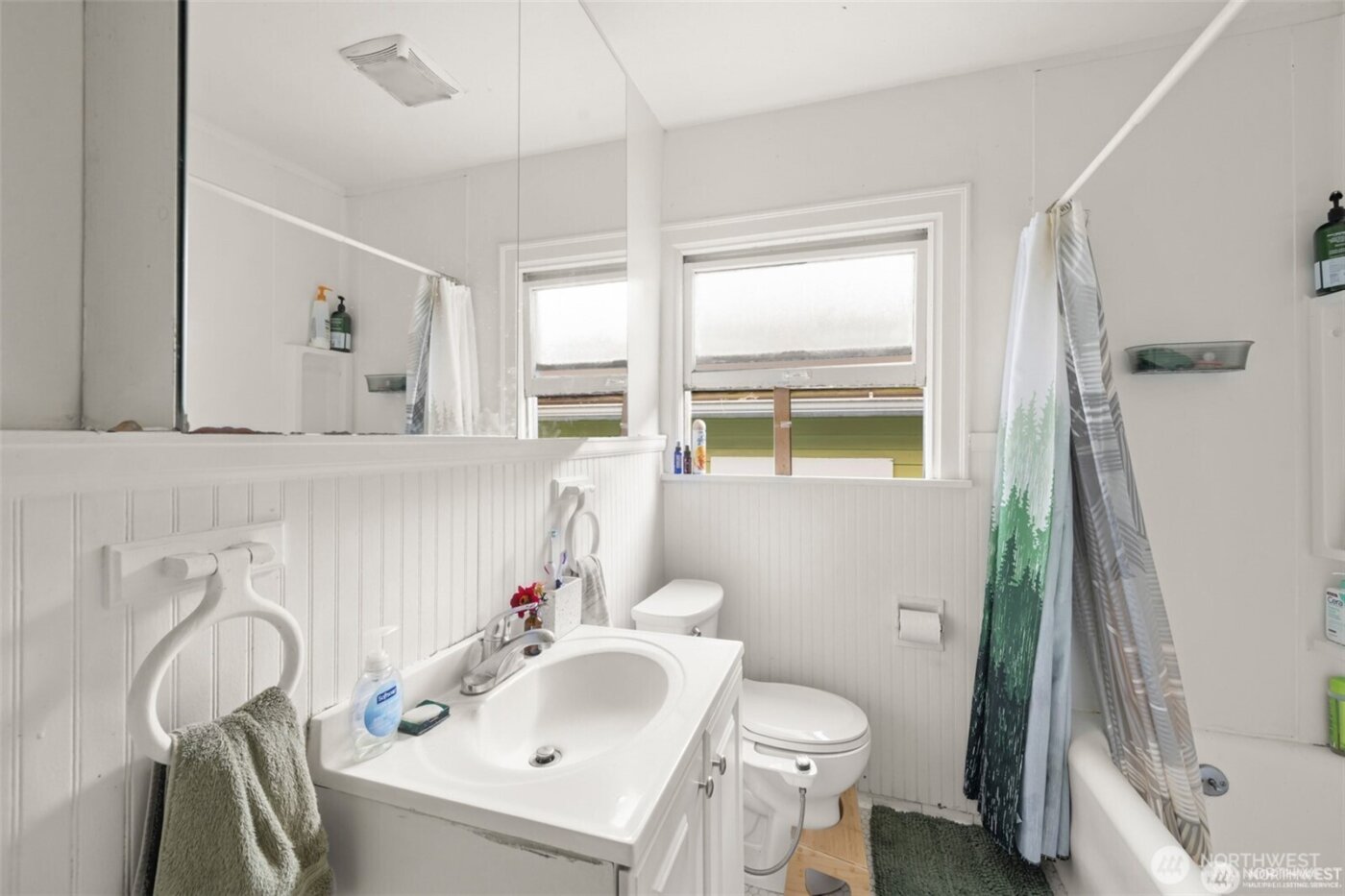 341 NE 51st Street , Seattle, WA 98105