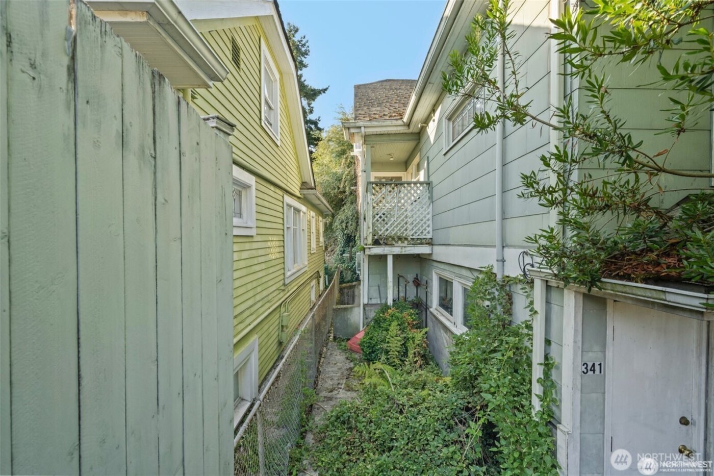 341 NE 51st Street , Seattle, WA 98105