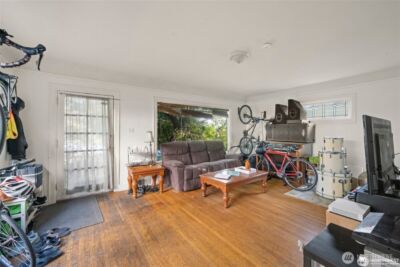 341 NE 51st Street , Seattle, WA 98105 - Photo 6