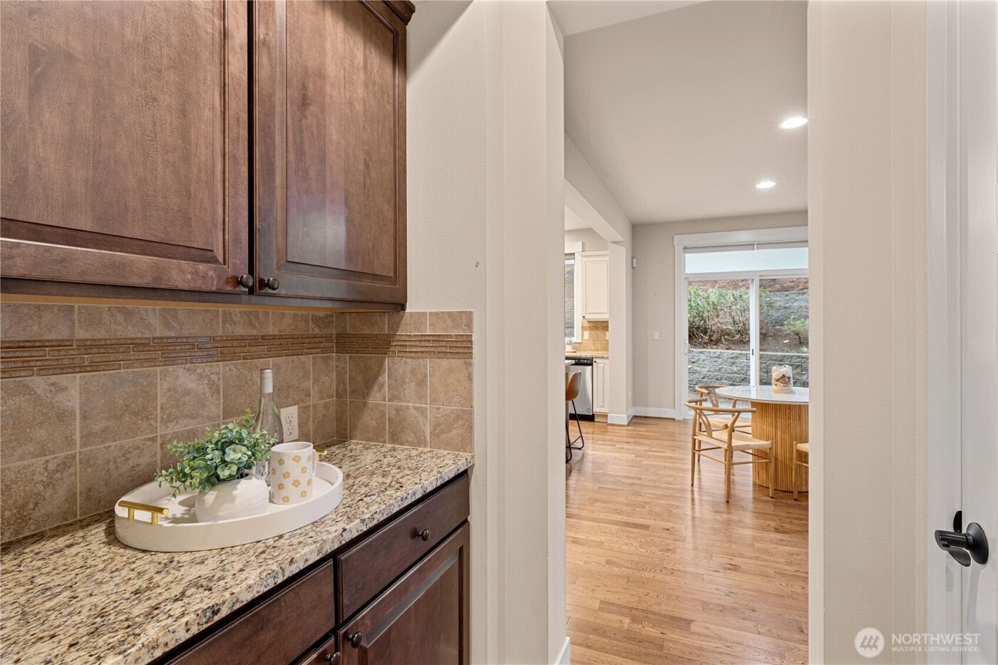 2819 102nd Place NE, Bellevue, WA 98004