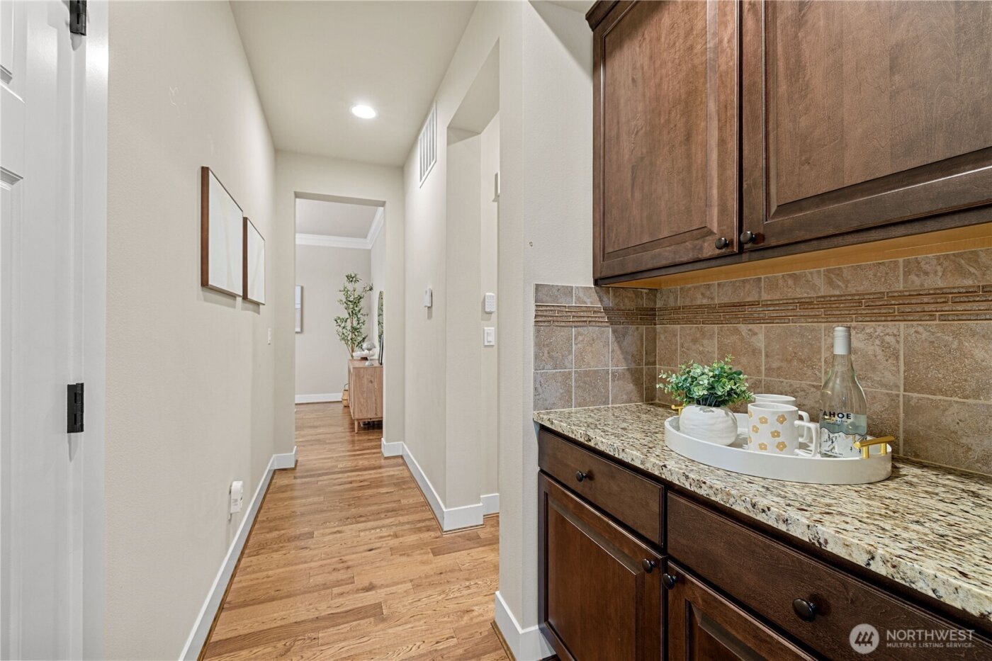 2819 102nd Place NE, Bellevue, WA 98004