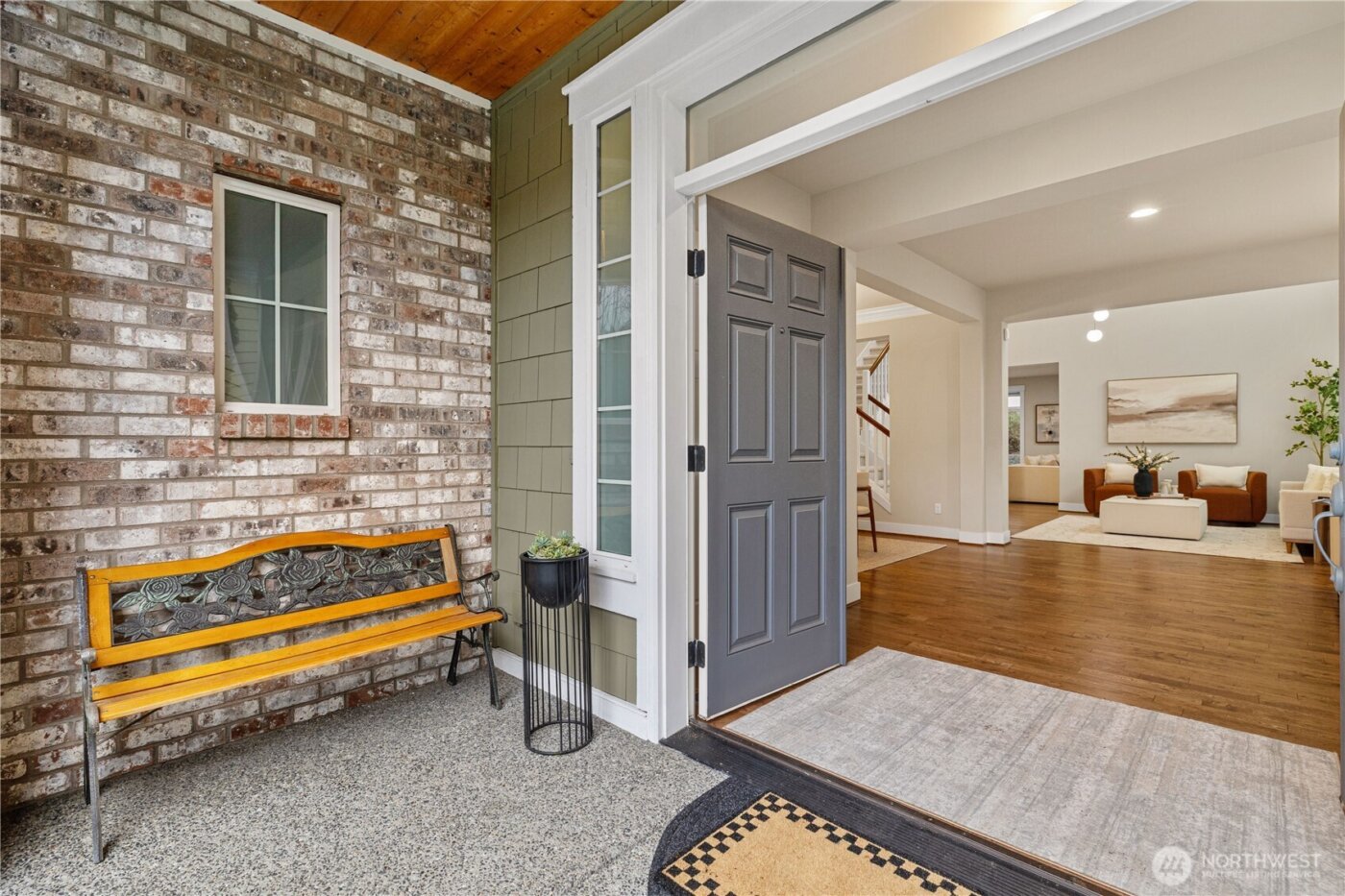 2819 102nd Place NE, Bellevue, WA 98004