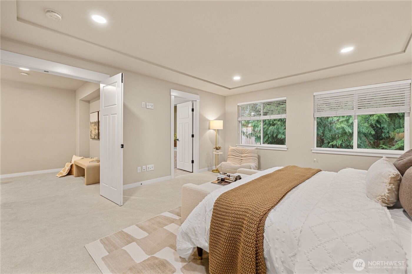 2819 102nd Place NE, Bellevue, WA 98004