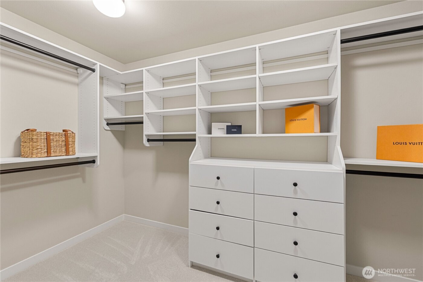 2819 102nd Place NE, Bellevue, WA 98004