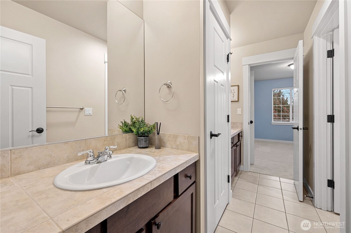 2819 102nd Place NE, Bellevue, WA 98004