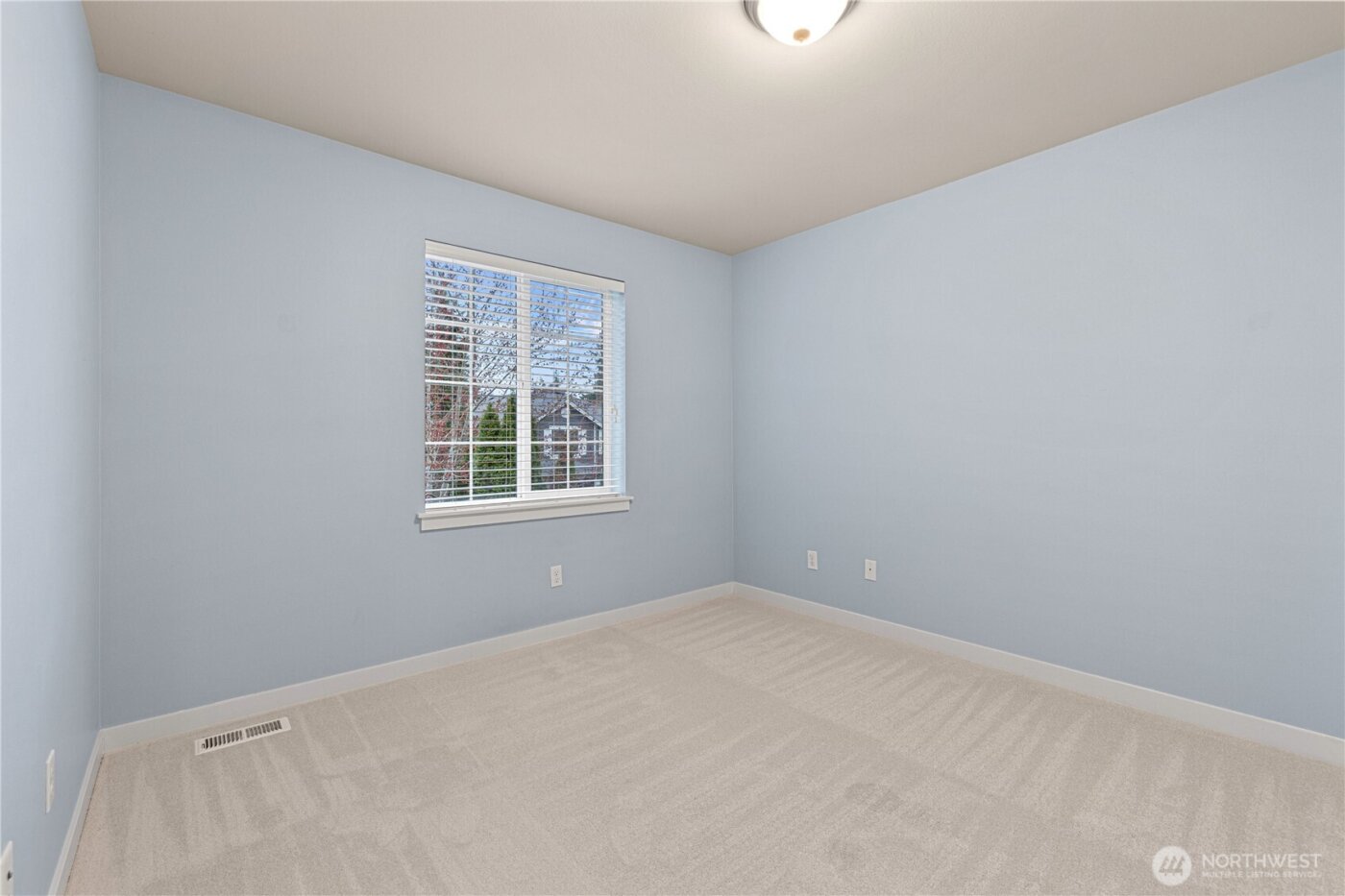 2819 102nd Place NE, Bellevue, WA 98004